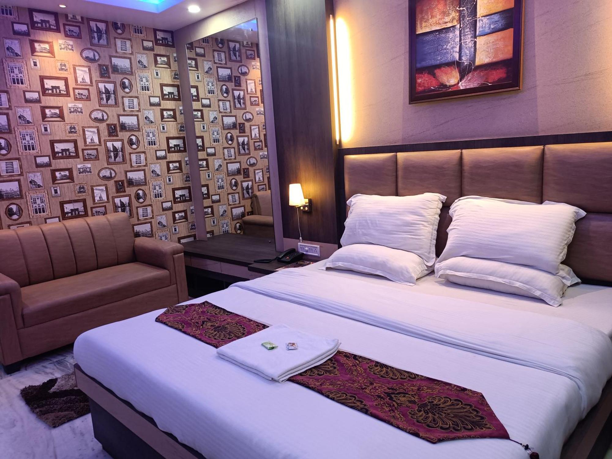 Hotel Sudakshina By Roh Silchar Exteriér fotografie