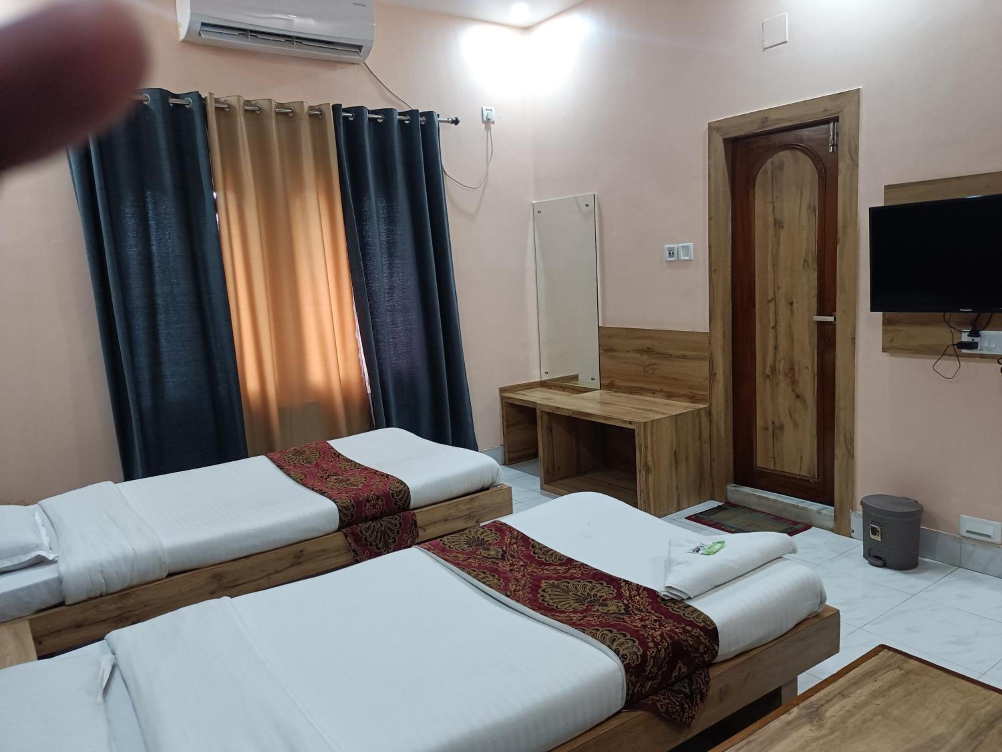 Hotel Sudakshina By Roh Silchar Exteriér fotografie